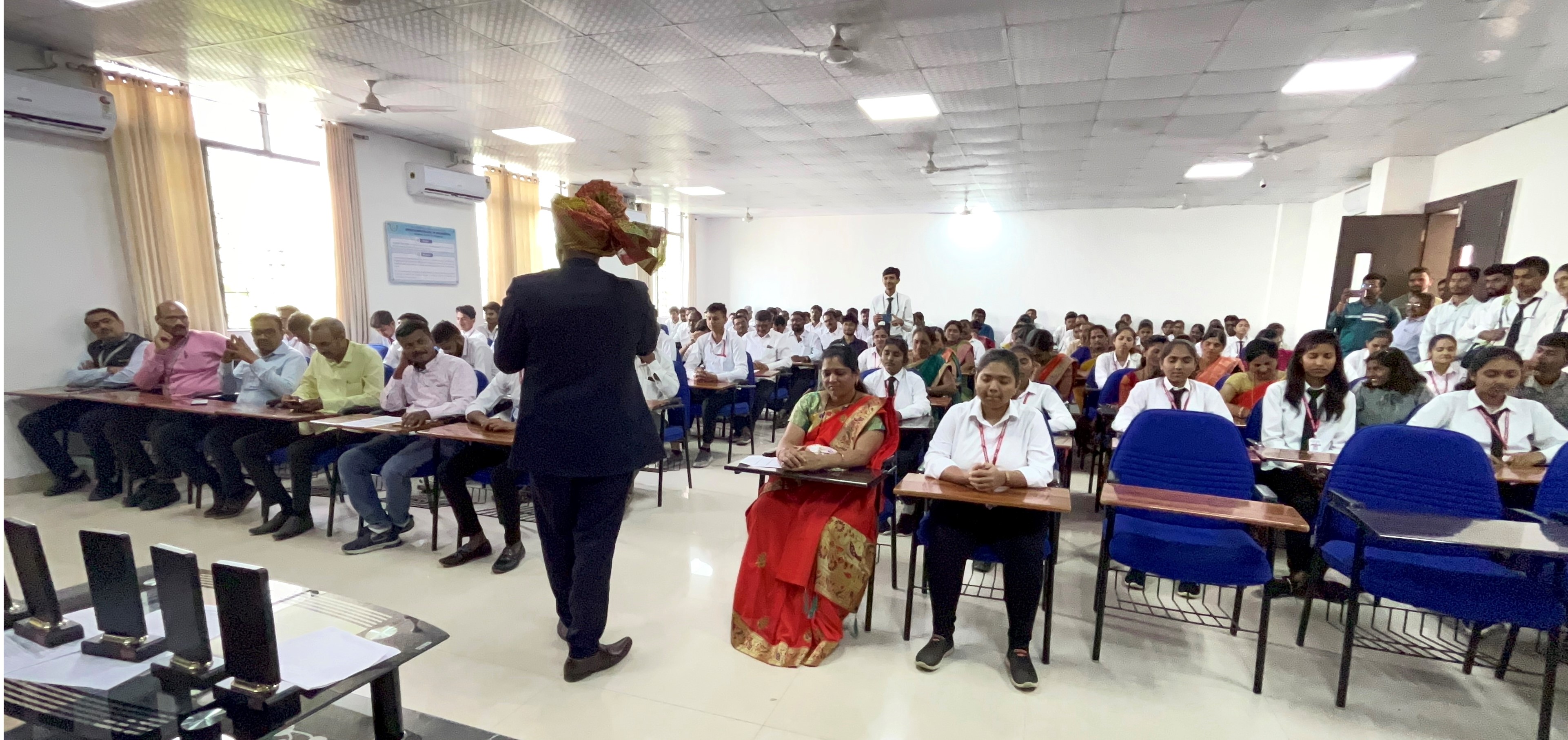 Interactive session at InnoVigyan career counseling workshop